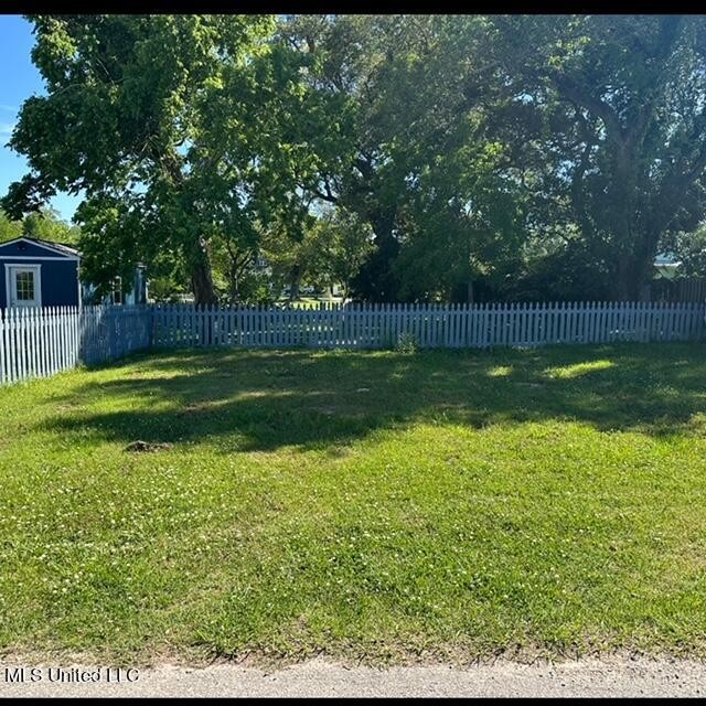 This small lot located in the historical district OF Bay St - Beach Lot for sale in Bay Saint Louis, Mississippi on Beachhouse.com