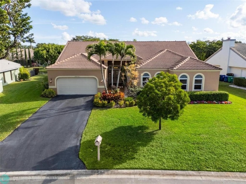 Imagine yourself in this Spacious Updated 4/2 1/2Home w/New - Beach Home for sale in Coral Springs, Florida on Beachhouse.com