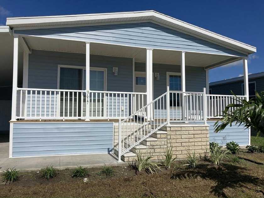 Welcome to Colony Cove, a 55+ age-qualified, active, and vibrant - Beach Home for sale in Ellenton, Florida on Beachhouse.com