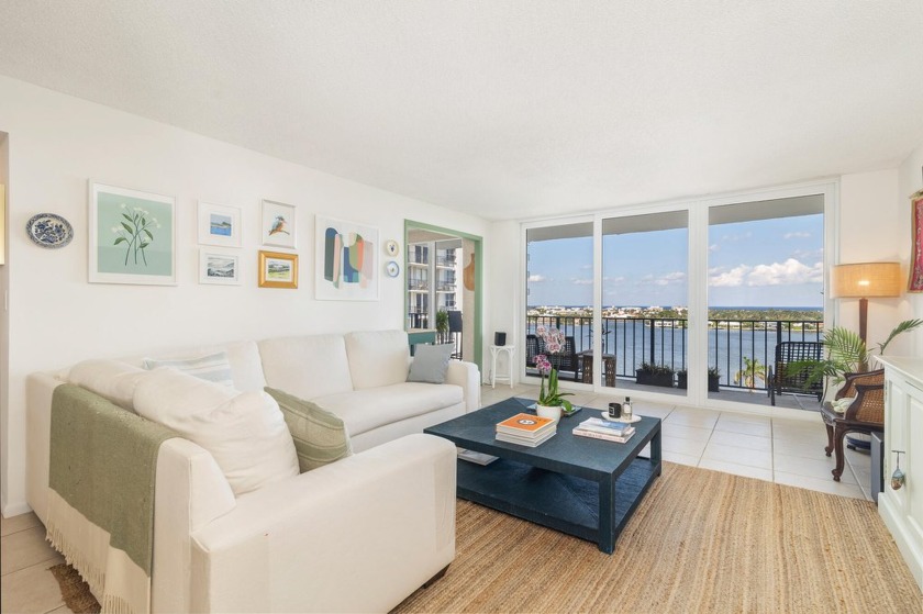 WATER, WATER, WATER ! Considered oneof the best lines in Rapallo - Beach Condo for sale in West Palm Beach, Florida on Beachhouse.com