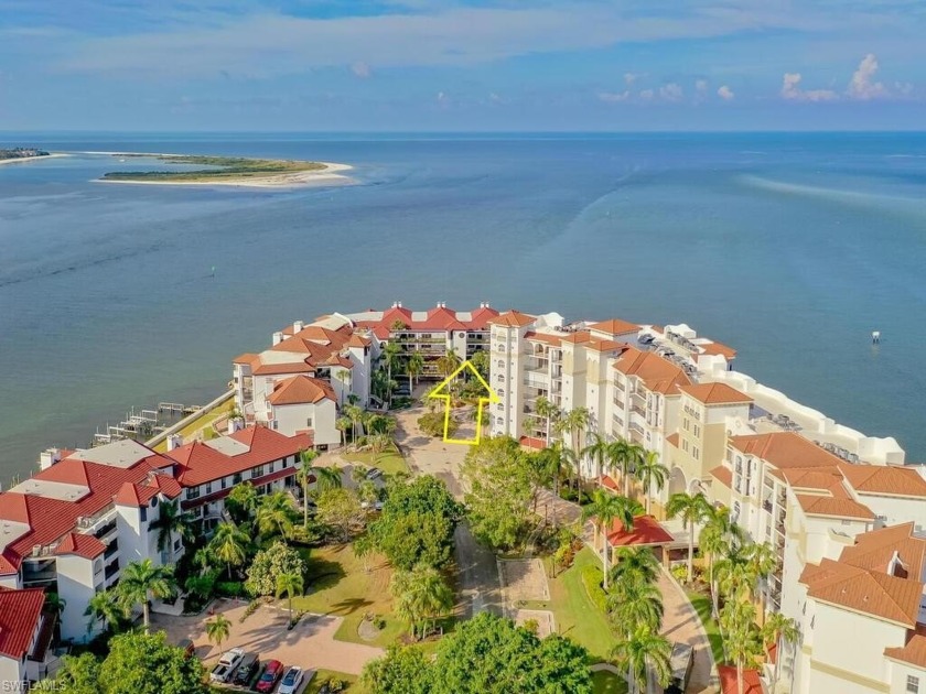 Paradise awaits you on the Isles of Capri at this fabulous 2 - Beach Home for sale in Naples, Florida on Beachhouse.com