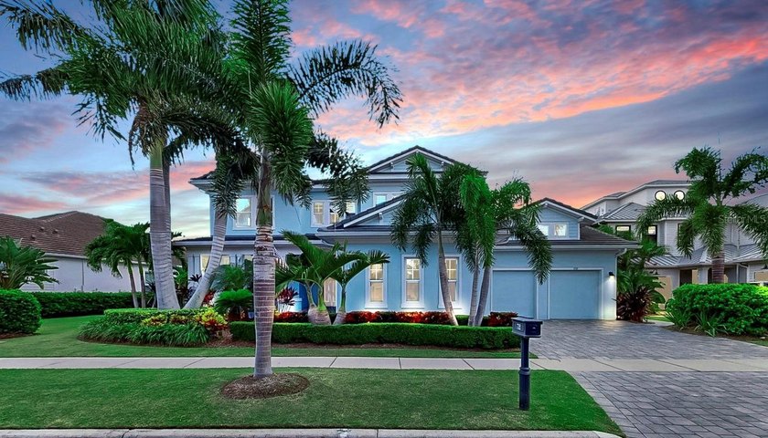 Under contract-accepting backup offers. Experience luxury living - Beach Home for sale in Apollo Beach, Florida on Beachhouse.com