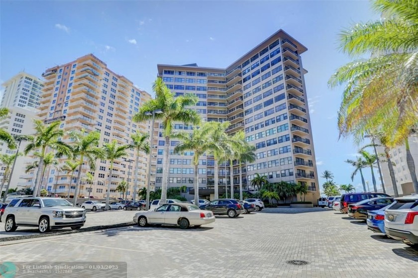 LIVE THE LIFESYTLE THAT YOU YOU HAVE BEEN WAITING FOR IN THIS - Beach Condo for sale in Fort Lauderdale, Florida on Beachhouse.com