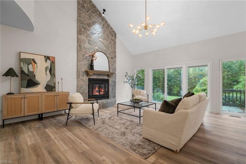 Stunning Architect-Designed Contemporary in Kingsmill! - Beach Home for sale in Williamsburg, Virginia on Beachhouse.com