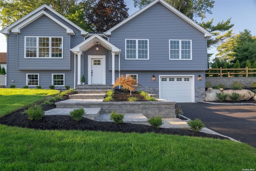 This new construction home is crafted with exceptional attention - Beach Home for sale in Rocky Point, New York on Beachhouse.com