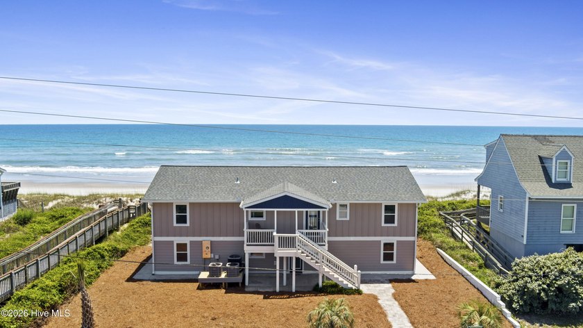 Completely remodeled from floor to ceiling. Absolutely hands - Beach Home for sale in Emerald Isle, North Carolina on Beachhouse.com