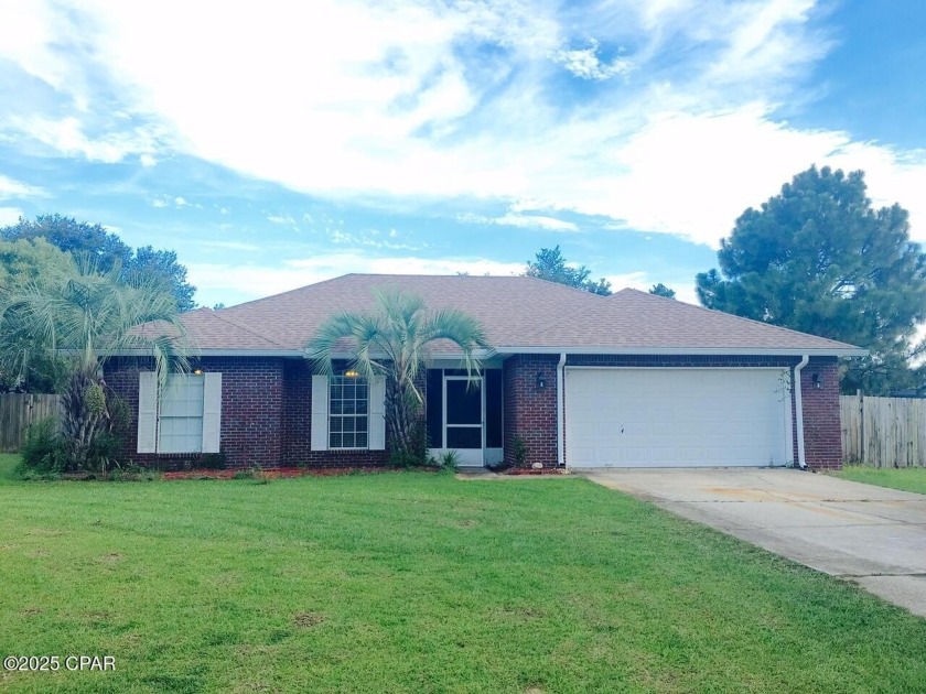 Welcome to 7231 Manatee St, a charming single-family home in the - Beach Home for sale in Navarre, Florida on Beachhouse.com