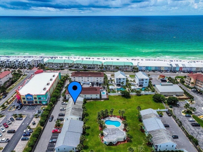 Great Location! Just off of Scenic Gulf Drive in Miramar Beach! - Beach Townhome/Townhouse for sale in Miramar Beach, Florida on Beachhouse.com