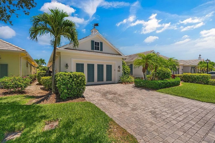 An exquisite oasis in the Seasons community, blending luxurious - Beach Home for sale in Vero Beach, Florida on Beachhouse.com