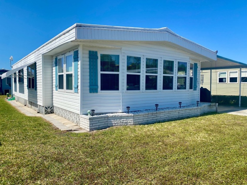 Welcome Home! This beautifully decorated home has been - Beach Home for sale in Nokomis, Florida on Beachhouse.com