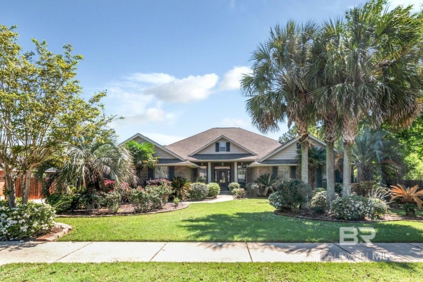 Fabulous custom pool home features 5/2.5 bath Traditional Style - Beach Home for sale in Daphne, Alabama on Beachhouse.com