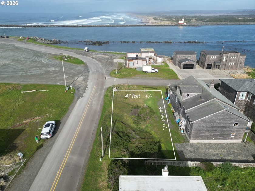 OCEAN/RIVER VIEW BUILDING LOT Great views, short distance to - Beach Lot for sale in Bandon, Oregon on Beachhouse.com