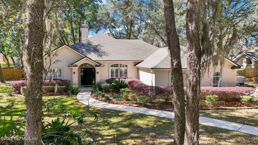 Welcome to this stunning 4-bedroom, 3-bathroom home in a - Beach Home for sale in Green Cove Springs, Florida on Beachhouse.com
