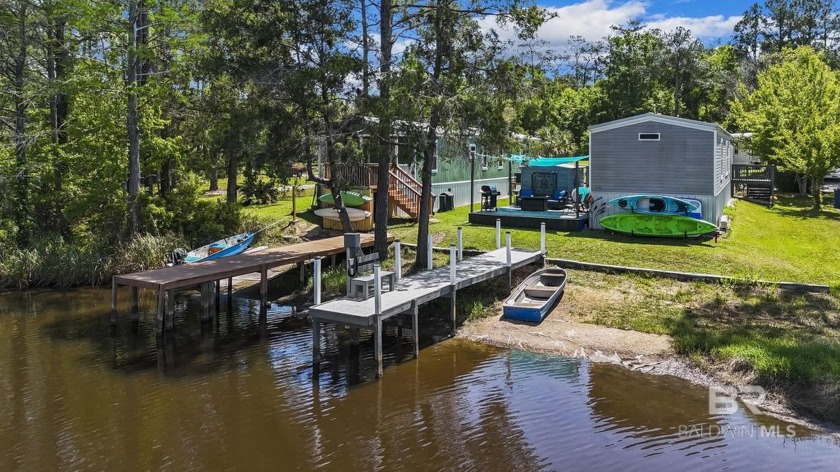 Welcome to 25009 Pompano Drive in Elberta Alabama. This serene - Beach Home for sale in Elberta, Alabama on Beachhouse.com