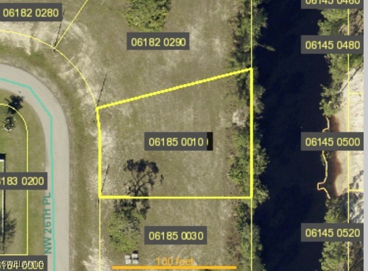 Beautiful oversized Fresh Water lot near Coral Oaks Golf Course - Beach Lot for sale in Cape Coral, Florida on Beachhouse.com