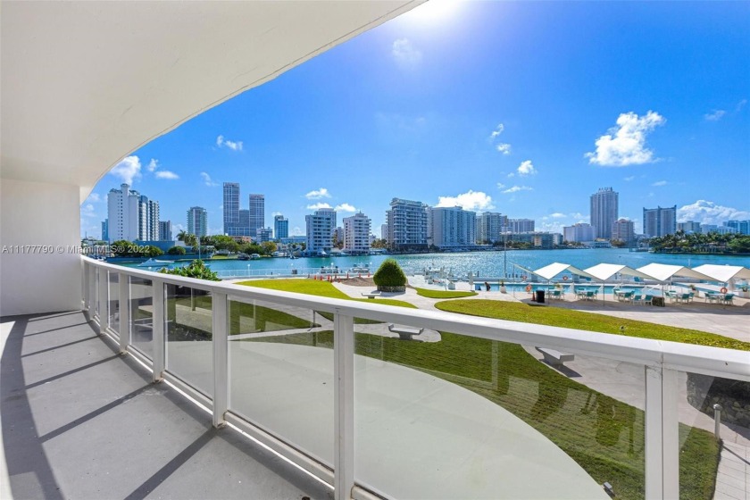 Located in Miami Beach's Normandy Isles, this beautiful 1 - Beach Condo for sale in Miami Beach, Florida on Beachhouse.com