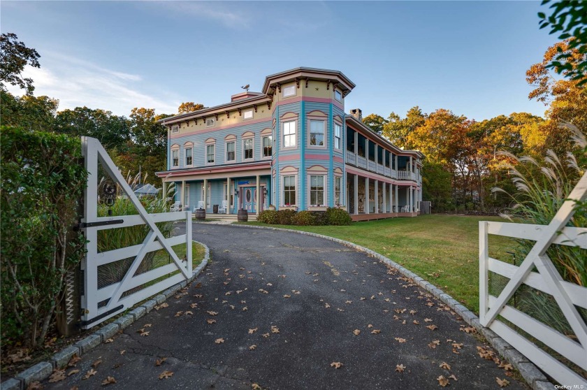 This iconic North Fork waterfront property on West Creek is the - Beach Home for sale in Cutchogue, New York on Beachhouse.com