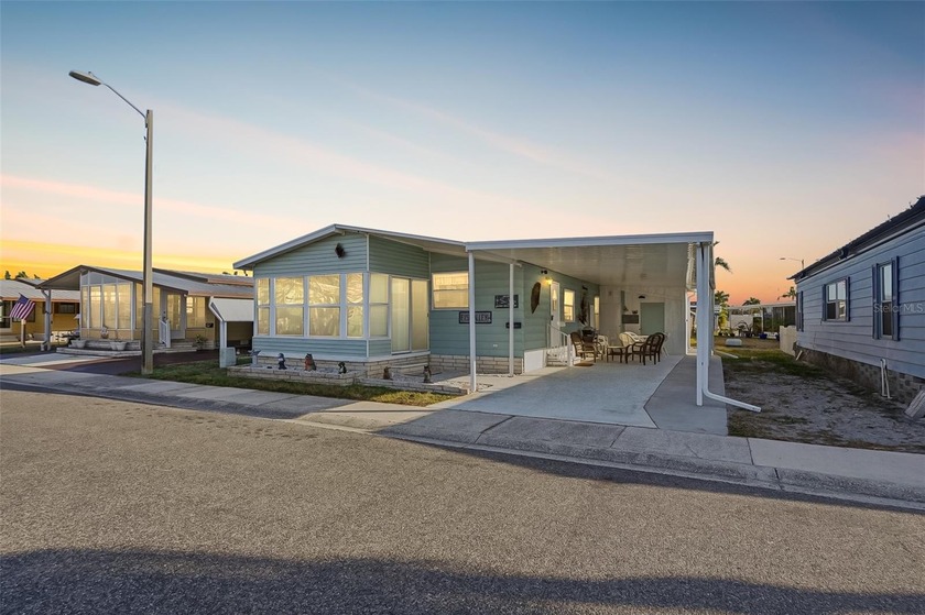 Step into your new home in the highly desirable 55+ Golden Gate - Beach Home for sale in Pinellas Park, Florida on Beachhouse.com