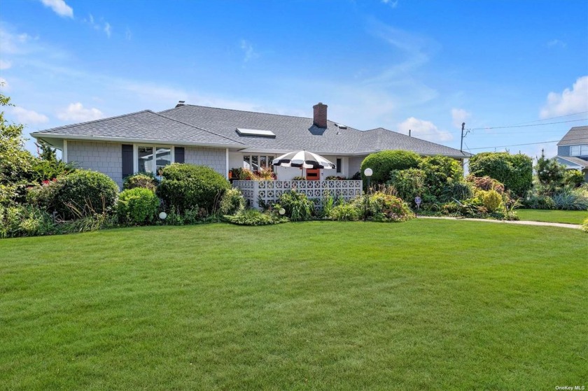 Spectacular Bay front Expanded Ranch with Breath taking - Beach Home for sale in Sayville, New York on Beachhouse.com