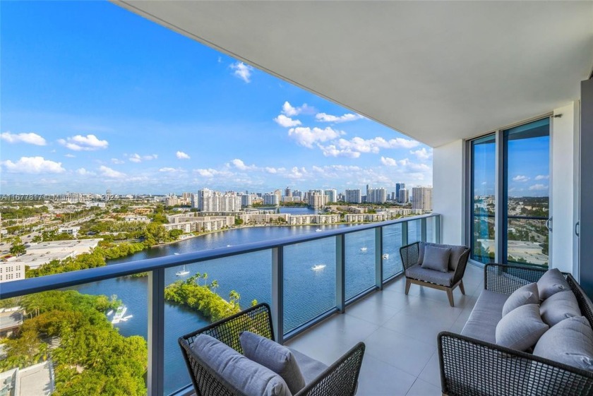 RARE FIND IN AVENTURA!!! Professionally decorated unit in a new - Beach Condo for sale in North Miami Beach, Florida on Beachhouse.com