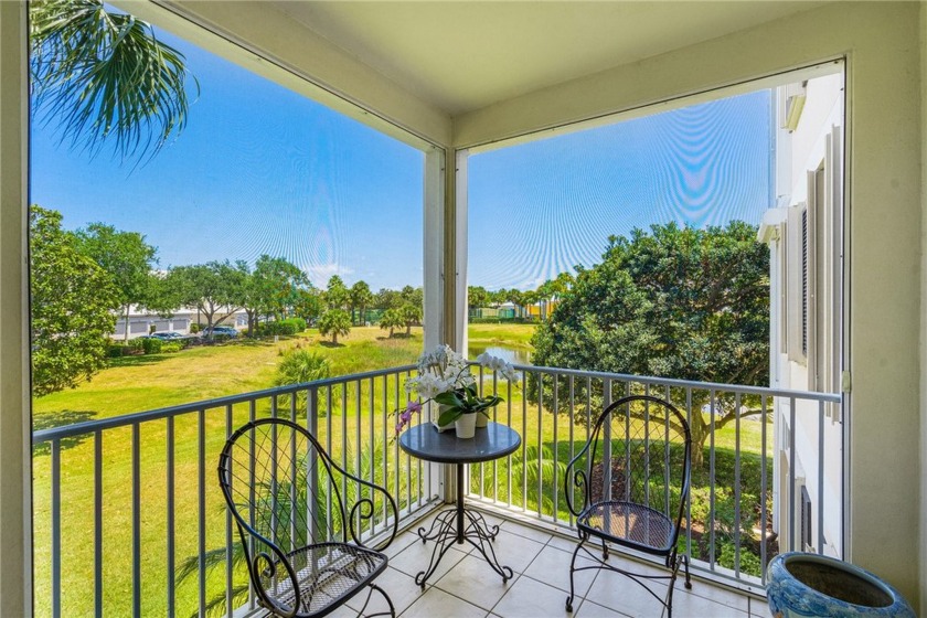 Live the Oak Harbor lifestyle in this light and bright corner - Beach Home for sale in Vero Beach, Florida on Beachhouse.com