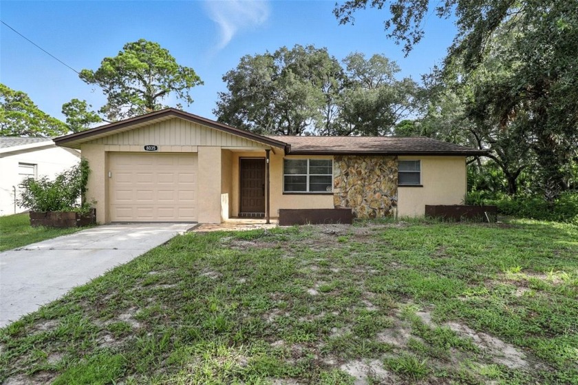 Welcome to this beautifully remodeled 2 bed, 2 bath home with a - Beach Home for sale in Hudson, Florida on Beachhouse.com