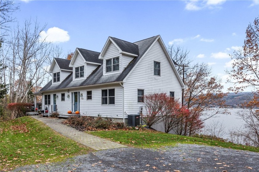 *Serenity on the Bluff* is a perfect opportunity for an - Beach Home for sale in Jerusalem, New York on Beachhouse.com