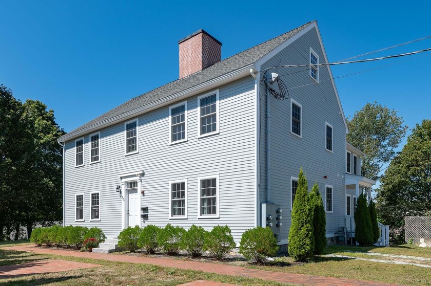 Incredible location! Nestled in a quiet neighborhood just  1/2 - Beach Condo for sale in Portsmouth, New Hampshire on Beachhouse.com
