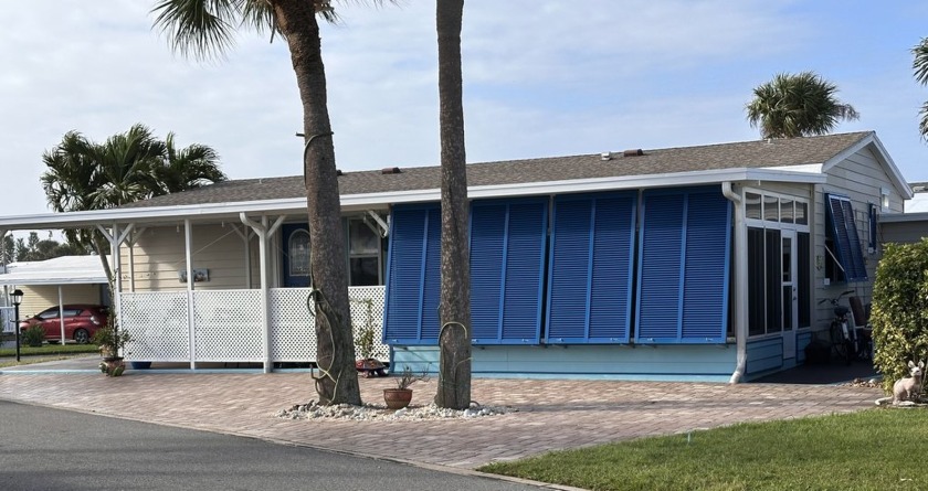 * This home is located in a 55+ resort-style leased land - Beach Home for sale in Melbourne Beach, Florida on Beachhouse.com