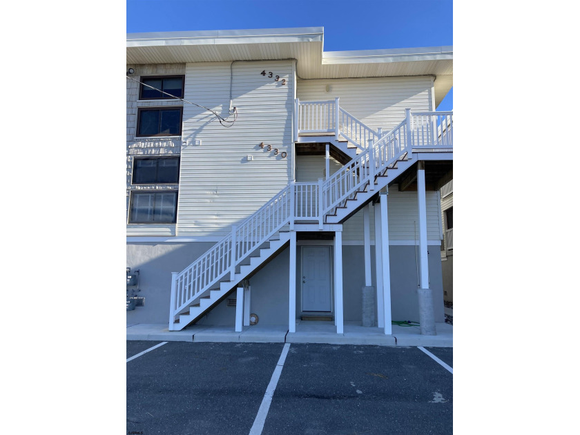 Reduced from $579900 to $549900!! Owners loss is your gain! Make - Beach Condo for sale in Ocean City, New Jersey on Beachhouse.com