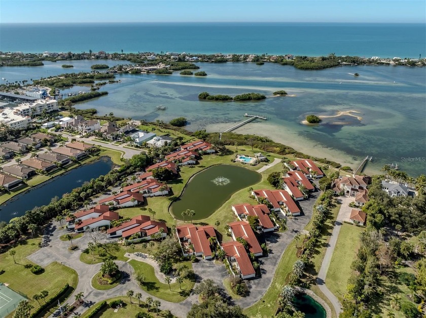 Secluded waterfront community on Little Sarasota Bay with access - Beach Home for sale in Osprey, Florida on Beachhouse.com