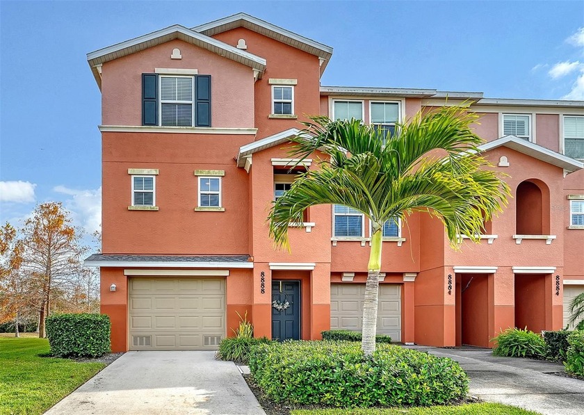 Under contract-accepting backup offers. Welcome to your new home - Beach Townhome/Townhouse for sale in Lakewood Ranch, Florida on Beachhouse.com