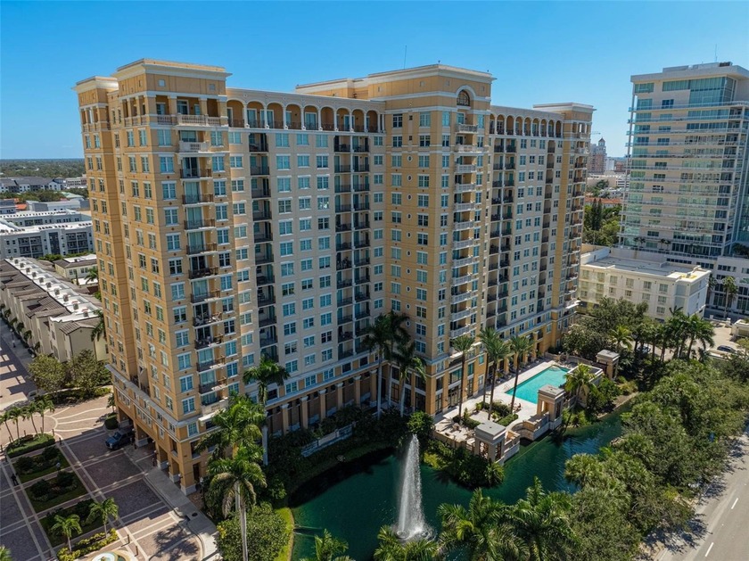 Welcome to the Renaissance in Downtown Sarasota. Here you will - Beach Condo for sale in Sarasota, Florida on Beachhouse.com
