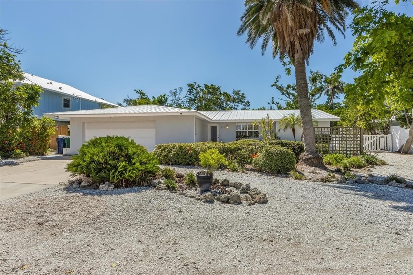 Back on the Market!!!! Take another look at 413 Poinsettia Rd - Beach Home for sale in Anna Maria, Florida on Beachhouse.com
