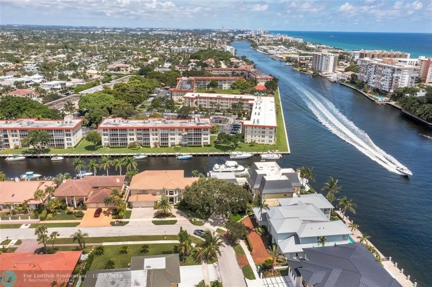 Experience luxury in this stunningly remodeled 3BR/2BA - Beach Condo for sale in Lighthouse Point, Florida on Beachhouse.com