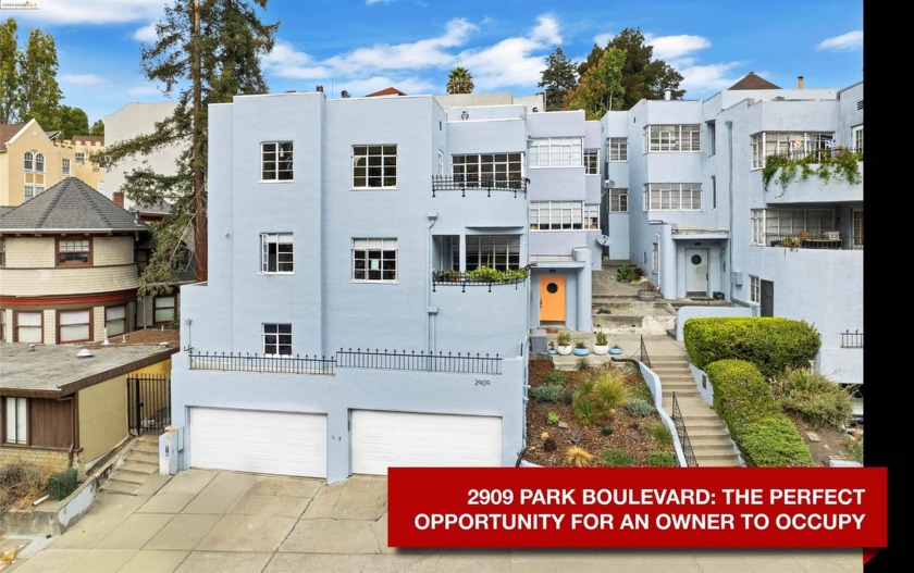 To access the marketing package, copy/paste:    Discover a prime - Beach Townhome/Townhouse for sale in Oakland, California on Beachhouse.com