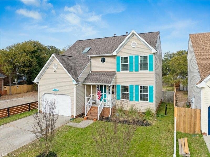 Charming home just one block from Ocean View beach!  Your future - Beach Home for sale in Norfolk, Virginia on Beachhouse.com