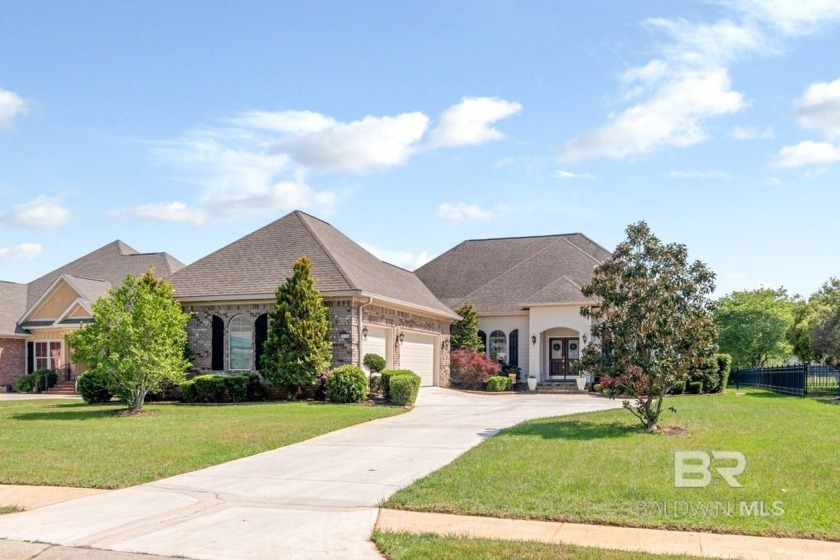 3 car garage & workshop in this stunning Custom Built home in - Beach Home for sale in Daphne, Alabama on Beachhouse.com