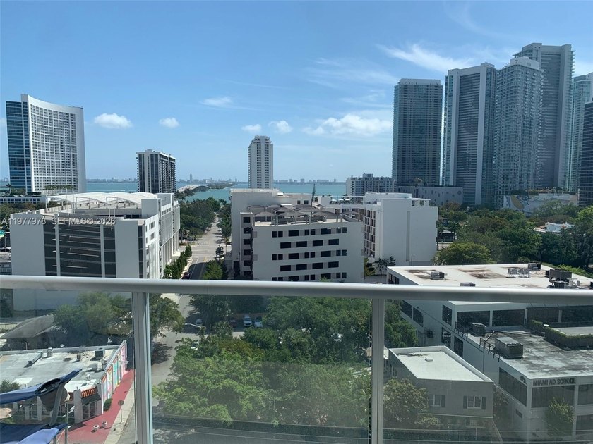 Vibrant urban living in Midtown Miami, enjoy the convenient - Beach Condo for sale in Miami, Florida on Beachhouse.com