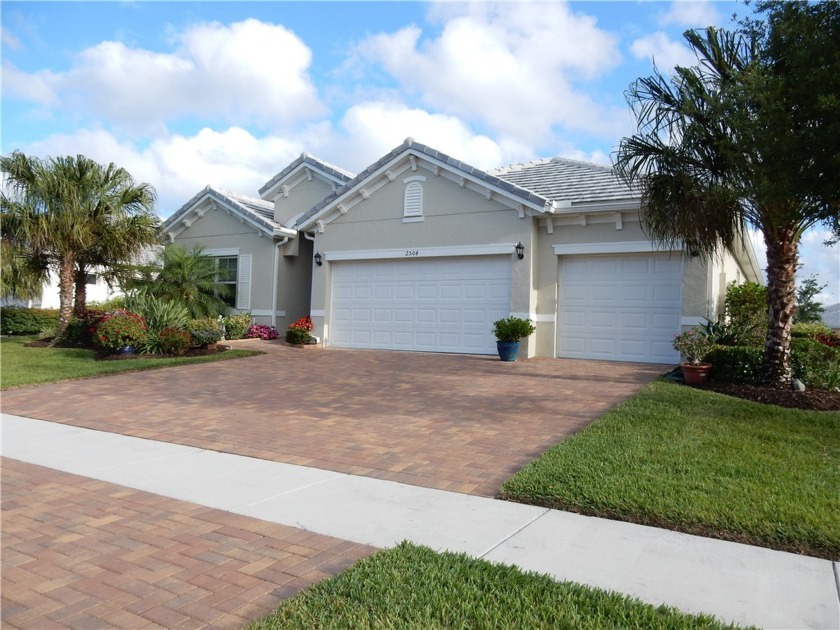Sellers are offering $12,000. transaction cost allowance to help - Beach Home for sale in Vero Beach, Florida on Beachhouse.com
