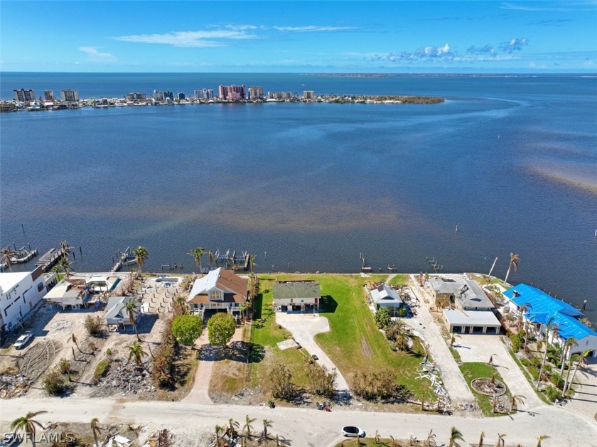 The largest lot for sale on Fort Myers Beach! This is the ideal - Beach Home for sale in Fort Myers Beach, Florida on Beachhouse.com