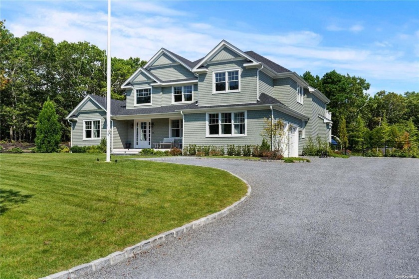 As you enter this 6600 sq ft home you feel a tranquil calm - Beach Home for sale in Westhampton Beach, New York on Beachhouse.com