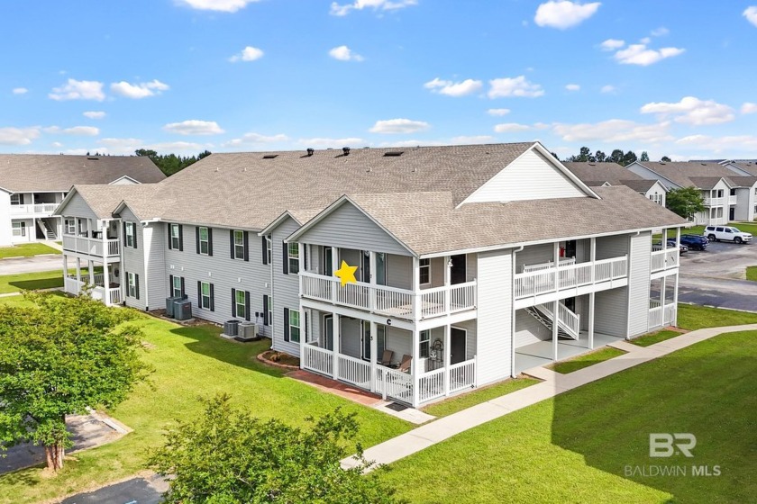 Welcome to your COMPLETELY REMODELED coastal retreat! This - Beach Condo for sale in Gulf Shores, Alabama on Beachhouse.com