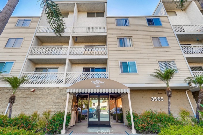 Stylish & Updated 2-Bed, 2-Bath Condo in Desirable Bixby Knolls!
 - Beach Condo for sale in Long Beach, California on Beachhouse.com