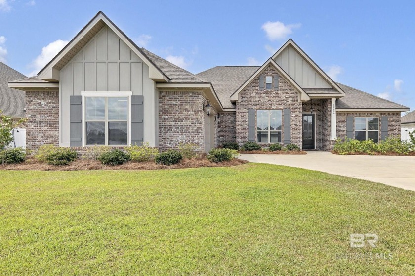 Welcome home to Jubilee Farms, centrally located for quick - Beach Home for sale in Daphne, Alabama on Beachhouse.com