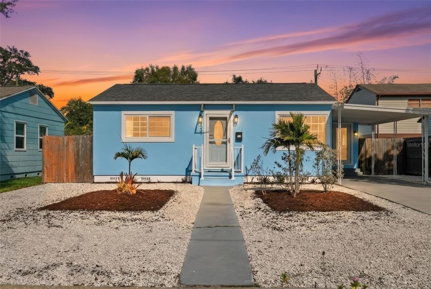 Welcome to this beautifully maintained St. Petersburg pool home - Beach Home for sale in St. Petersburg, Florida on Beachhouse.com