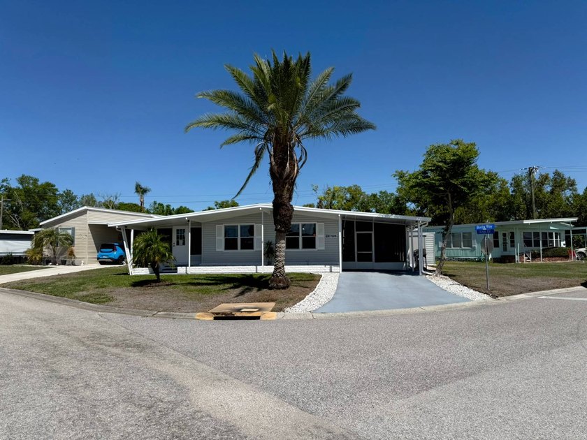 Welcome to 7604 Bonita Way, a beautifully updated and - Beach Home for sale in Ellenton, Florida on Beachhouse.com