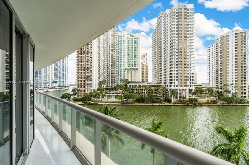 This flawless, upgraded two-bedroom plus den is ready for - Beach Condo for sale in Miami, Florida on Beachhouse.com