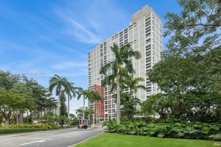 Spectacular 1,760 sqft 2/2 remodeled unit at fabulous The Place - Beach Condo for sale in Miami, Florida on Beachhouse.com