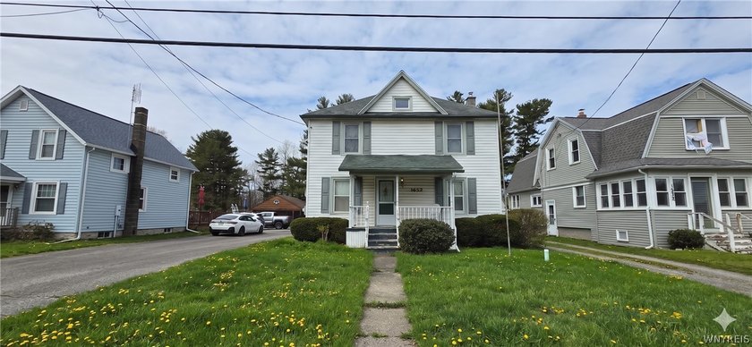 Welcome to 1632 Lockport Olcott Rd! This well-maintained 3 - Beach Home for sale in Newfane, New York on Beachhouse.com